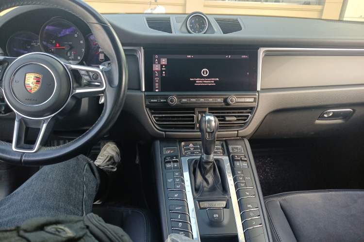 Used Porsche Macan 2018 Macan 2.0T
