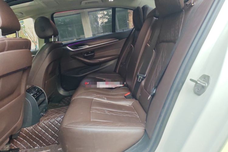 Used BMW 5 Series 2018 530Li Leading Edition Luxury Package Left Rear Seat