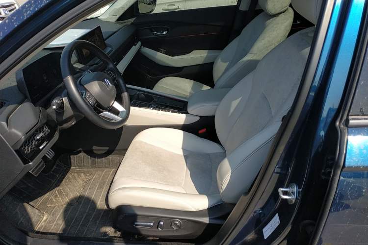 Used Honda Accord New Energy 2023 2.0L ePHEV Flagship Edition Left Front Seat