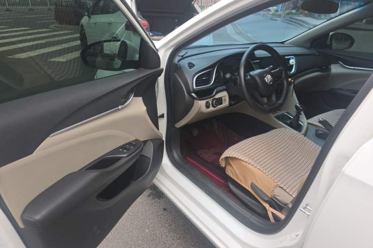 Used Buick GT 2017 15N Manual Entry-Level Trim