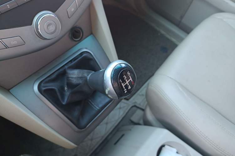 Used BYD S6 2012 2.0L Manual Luxury Version