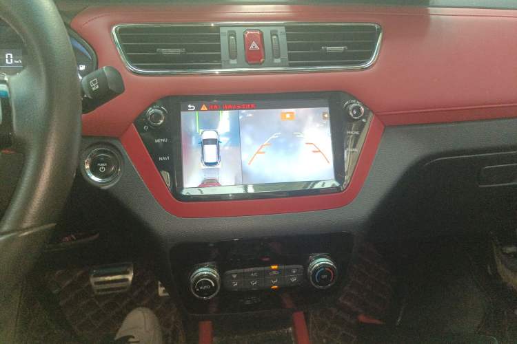 Used JAC iEV7S 2018 Smart Enjoyment Model
