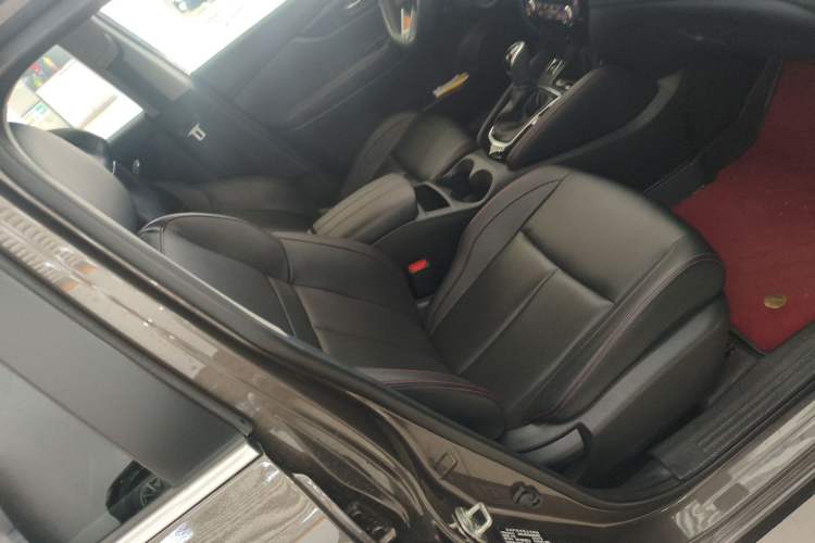 Used Nissan Qashqai 2023 Classic 2.0L CVT XV Comfort Edition
