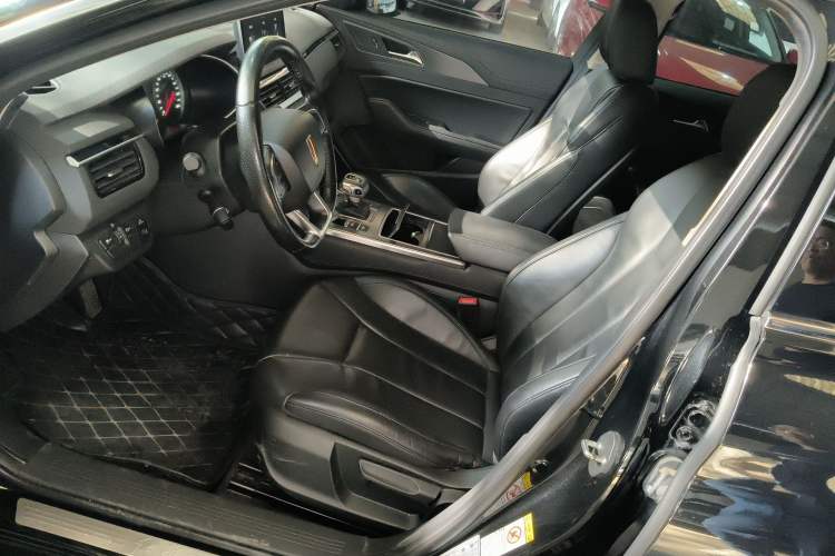 Used Hongqi H5 2022 Classic Model Facelift 1.5T DCT Qiyun Edition