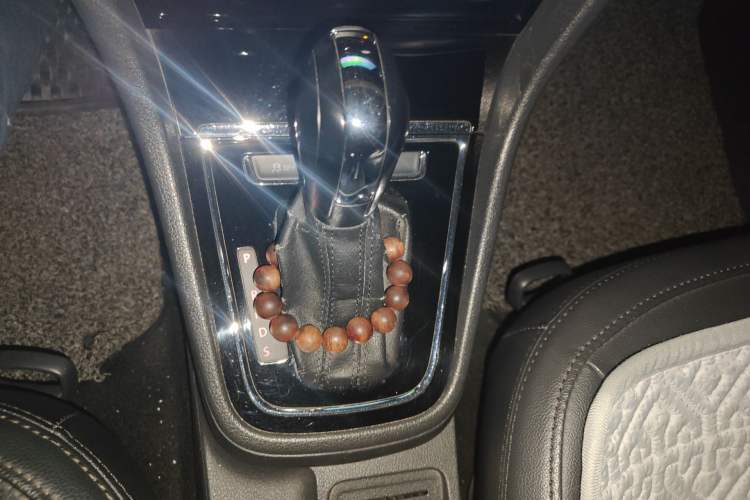 Used Volkswagen Bora 2014 1.6L Automatic Fashion Model
