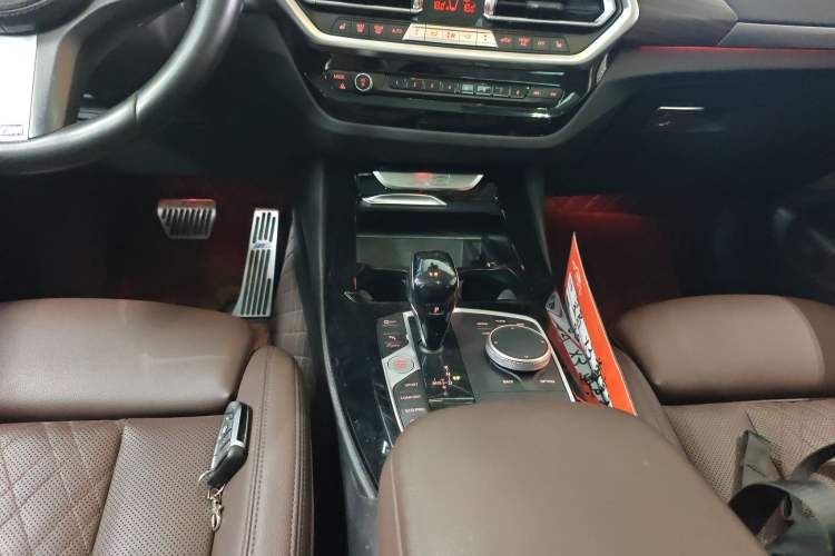 Used BMW X3 2022 xDrive30i Luxury Model M Night Sky Package Gear Lever