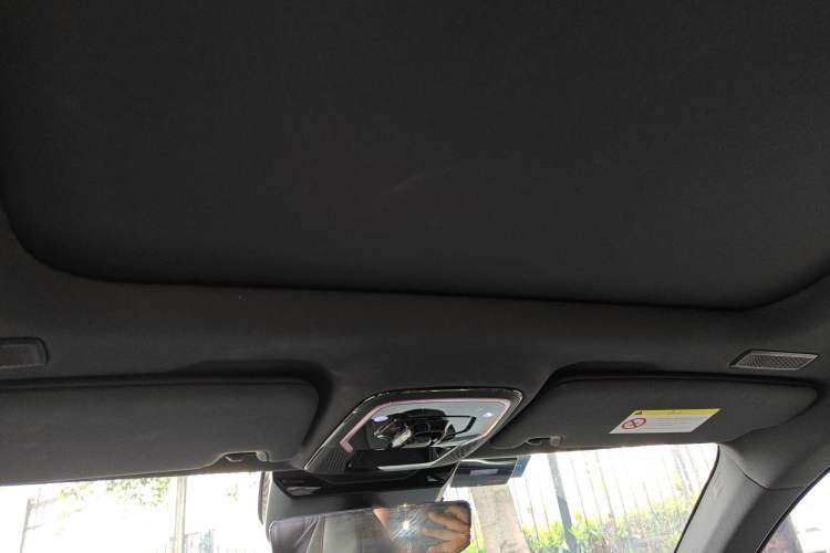 Used Lynk & Co 05 2020 2.0TD Four-Wheel Drive HypeHalo Headliner