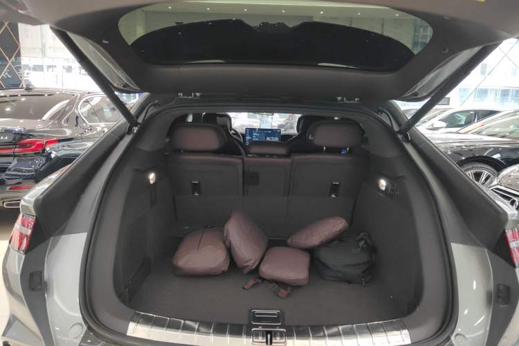 Used Denza Z9GT 2024 1100 Four-Wheel Drive Max Edition
