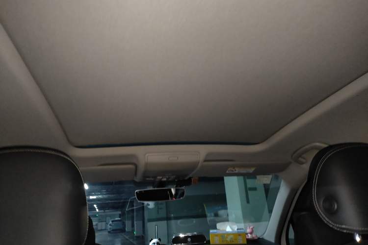 Used Volkswagen Tiguan L 2020 330TSI Automatic Two-Wheel Drive Smart Luxury Edition China VI Standard
