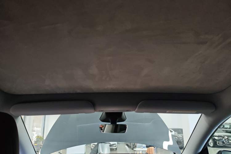 Used Tesla Model Y 2025 Long-Range All-Wheel Drive First Edition
