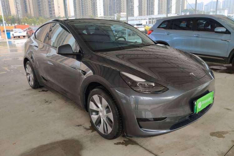 Used Tesla Model Y 2022 Rear-Wheel-Drive Version