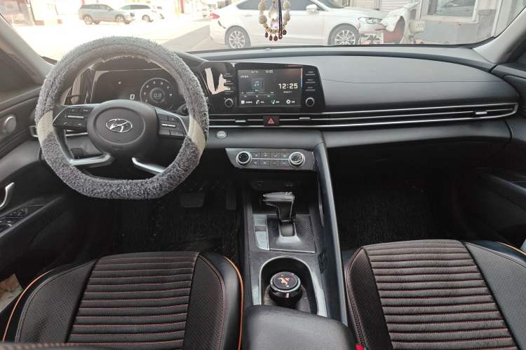 Used Hyundai Elantra 2022 1.5L CVT GLX Elite Edition
