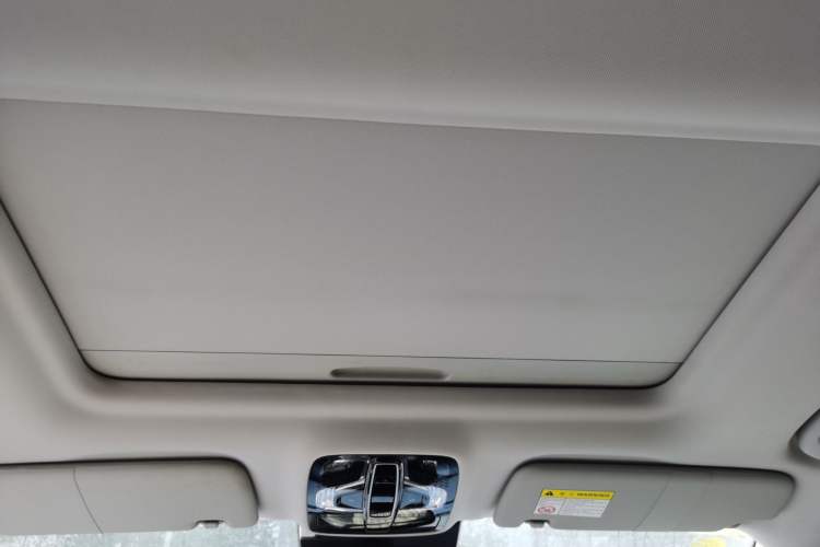 Used Roewe iMAX8 2021 400TGI Supreme Series Ultimate Edition Headliner