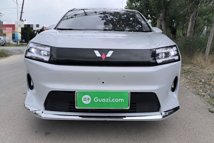 Used Wuling Starlight 730 2025 Model Pure Electric 500km Luxury Edition