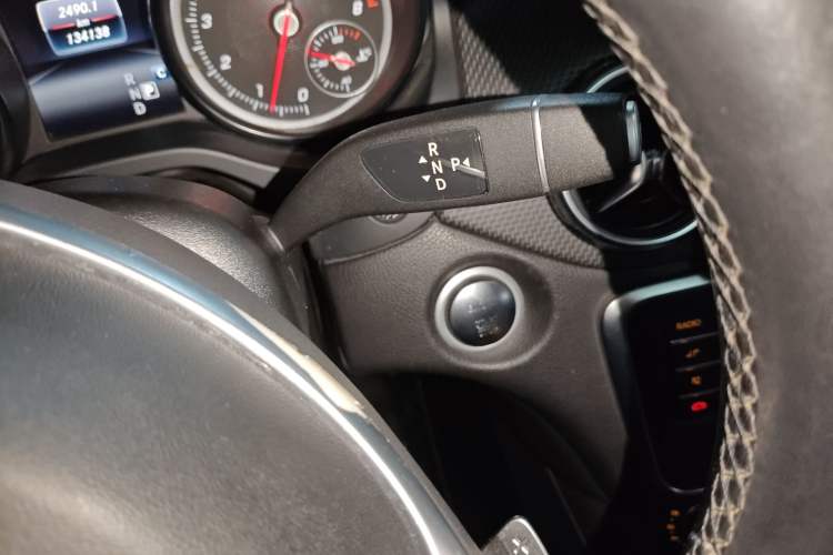 Used Mercedes-Benz GLA 2019 GLA 200 Dynamic Edition Gear Lever