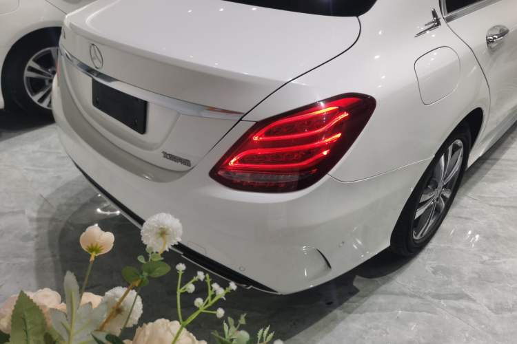 Used Mercedes-Benz C-Class 2018 C 200 L Sport Edition Right Rear Taillight