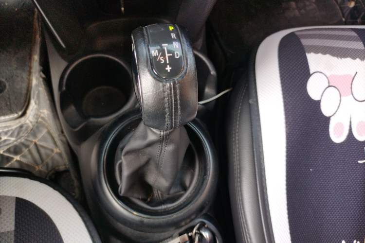 Used MINI 2016 1.2T ONE Gear Lever