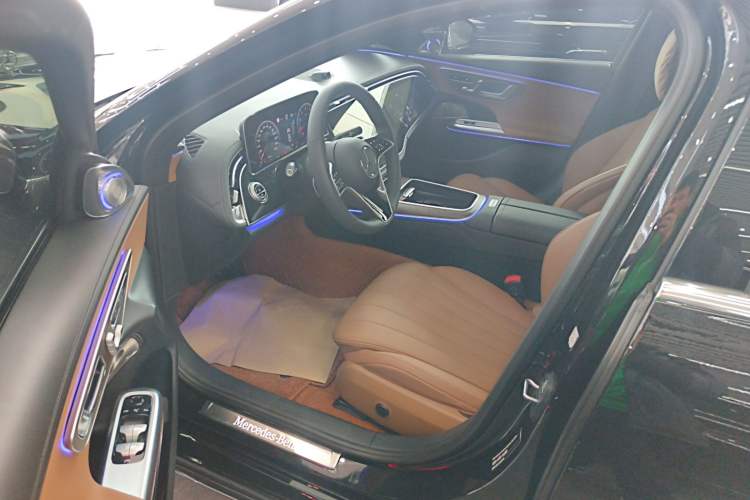 Used Mercedes-Benz E-Class 2024 E 300 L Luxury Model
