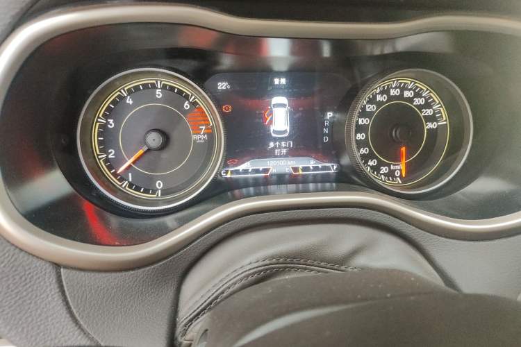 Used Jeep Cherokee 2017 2.0L Superior Edition