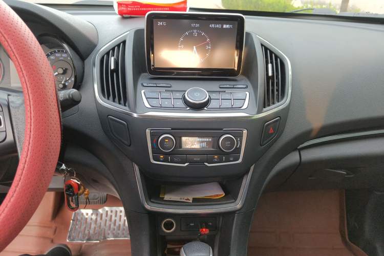 Used Dongfeng Aeolus AX5 2017 1.4T Automatic Qushang Model Audio And AC Panel