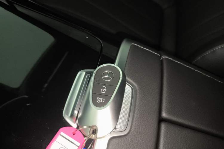 Used Mercedes-Benz EQE 2025 500 4MATIC Pioneer Edition
