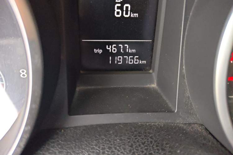 Used Volkswagen Golf 2012 1.6L Automatic Comfort Model Odometer Close Up