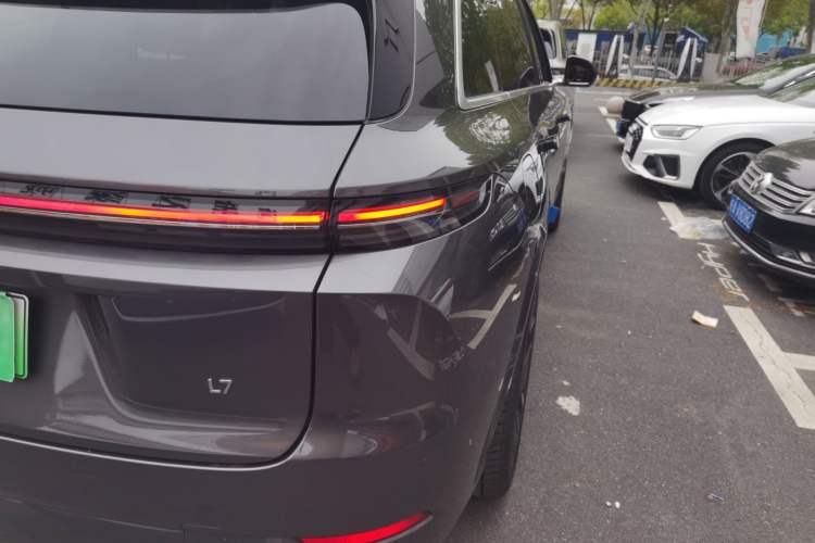 Used Li Auto L7 2025 Max Smart Refresh Edition Exterior 3