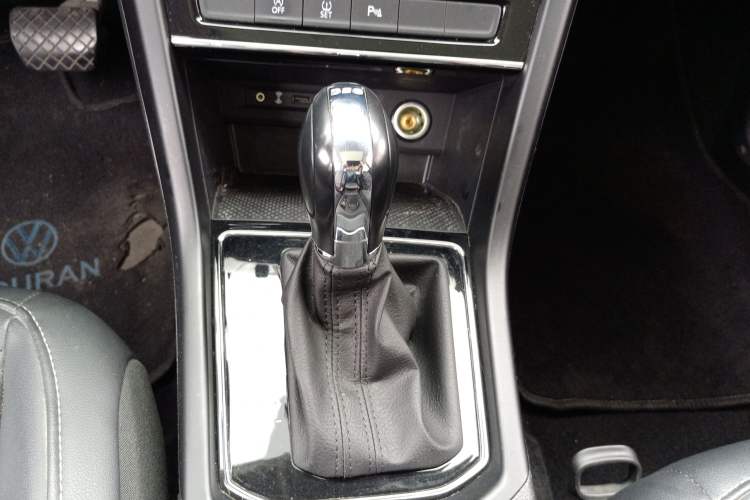 Used Volkswagen Touran 2021 Touran L 280TSI DSG Comfort Edition 7 Seats
