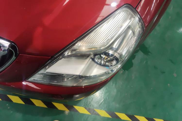 Used Buick Excelle 2015 1.5L Automatic Classic Model Left Front Headlight