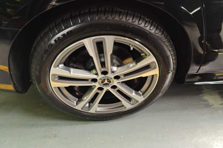 Used Mercedes-Benz E-Class 2021 Facelift E 260 L Sport Edition