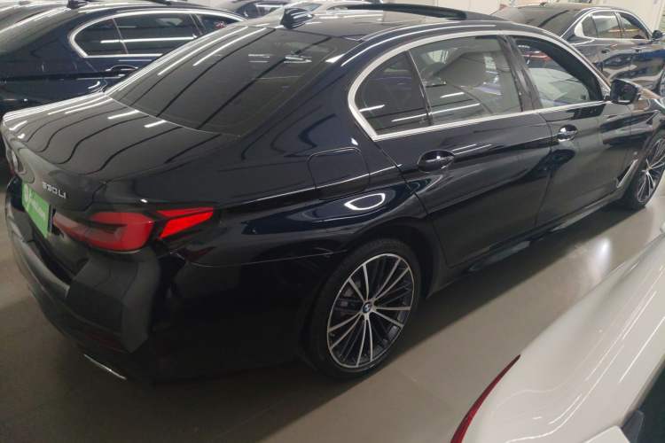 Used BMW 5 Series 2022 Second Facelift 530Li Leading Edition M Sport Package
