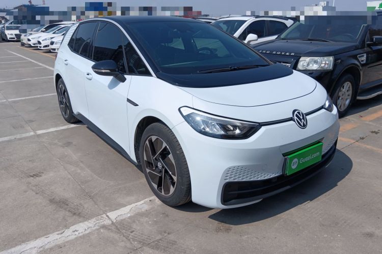 Used Volkswagen ID.3 2023 Upgraded Model Pure Intelligent Enjoyment Version Front Right 45 Deg