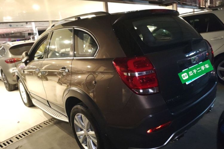 Used Chevrolet Captiva 2015 2.4L 4x4 Flagship Edition 7-Seater