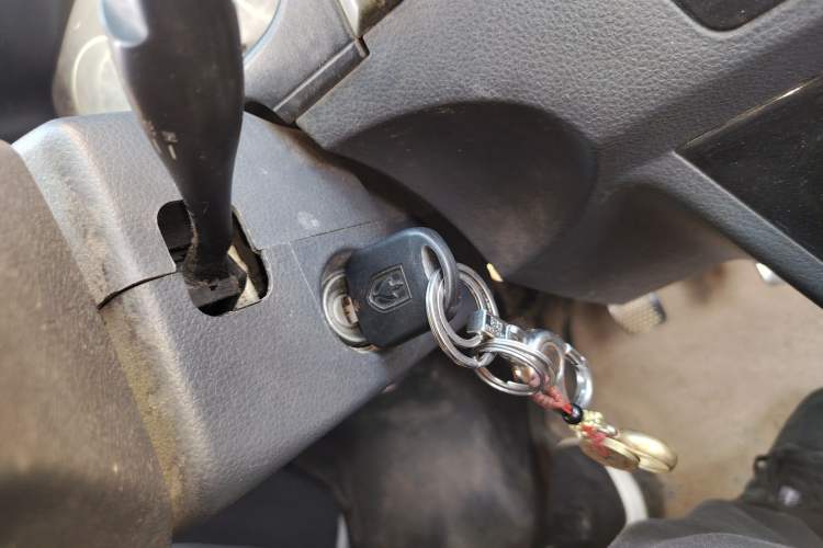 Used Jinbei Hiace X30 2013 1.3L Comfort Model