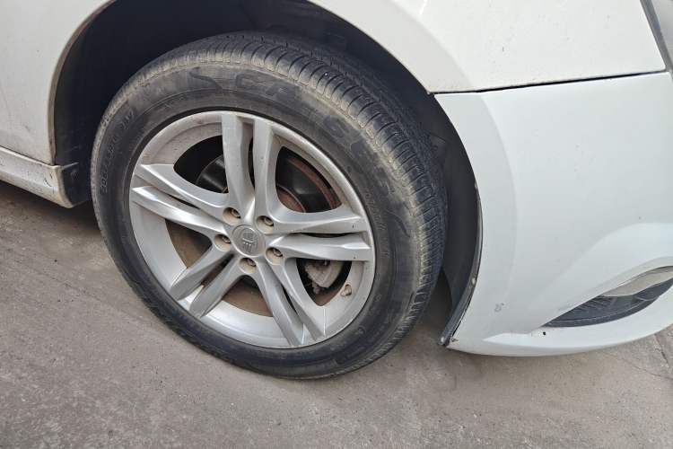 Used Bestune B30 2016 1.6L manual Comfort trim level
