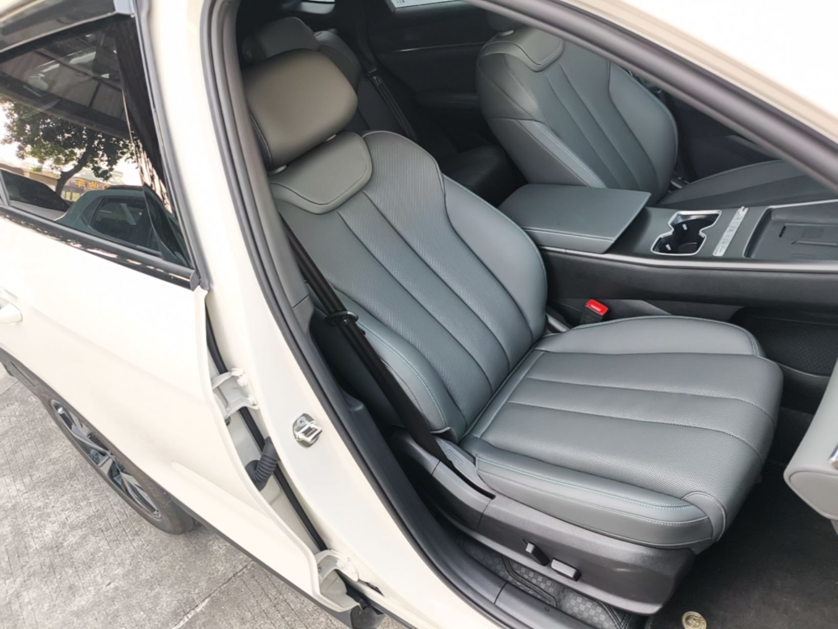 BYD Song Pro New Energy 2026 Model Flying Edition DM-i 301KM Superior Edition — снимка 19