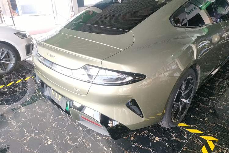 Used Xiaomi Auto SU7 2024 Rear-Drive Long-Range Intelligent Driving Version

