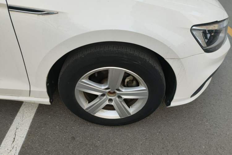 Used Volkswagen Lamando 2019 230TSI DSG Fashion Edition China VI
