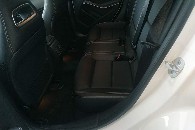 Used Mercedes-Benz GLA 2016 GLA 220 4MATIC Luxury Model