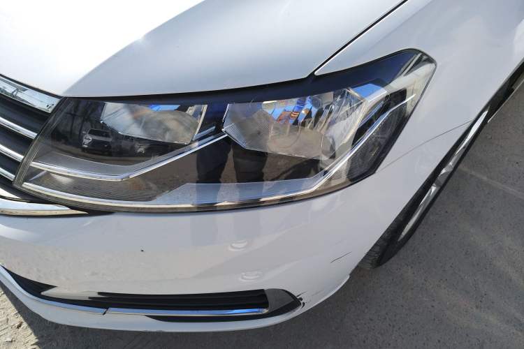 Used Volkswagen Lavida 2019 Lavida Start 1.5L Manual Fashion Edition China VI Standard Left Front Headlight