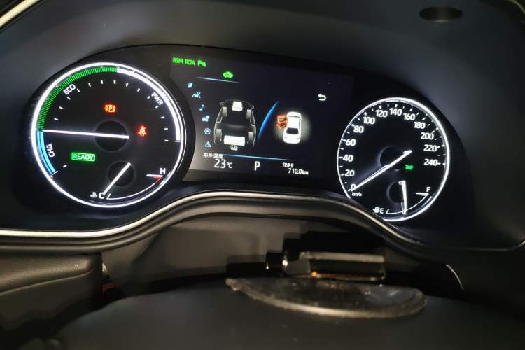 Used Toyota Avalon 2019 Dual-Engine 2.5L XLE Prestige Version China VI Standard Instrument Cluster