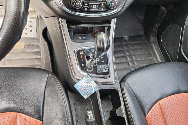 Used Baojun 560 2016 1.8L iAMT Elite Edition