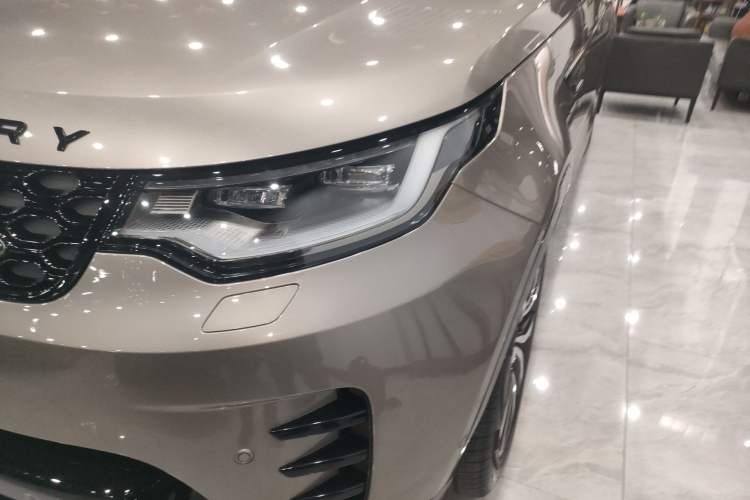 Used Land Rover Discovery 2021 360 PS R-Dynamic SE