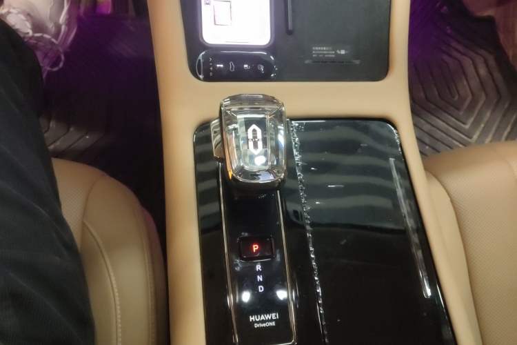 Used Hima AITO M7 2024 1.5T Intelligent Driving 4WD Max Edition 5 Seats