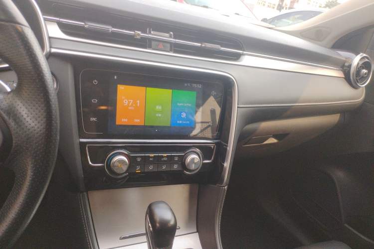 Used MG 6 2017 20T Automatic Luxury Smart Connect Version China V Standard Audio And AC Panel