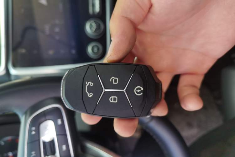 Used Lynk & Co 01 2019 2.0T Two-Wheel-Drive Pro Version China VI Standard Vehicle Key