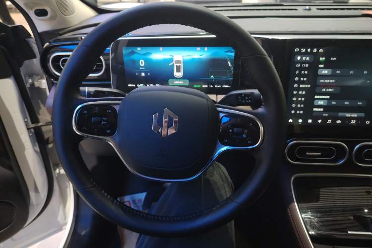 Used Leapmotor C11 2023 Extended-Range 285 Comfort Edition
