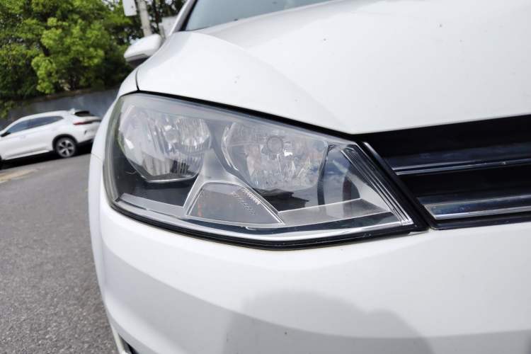 Used Volkswagen Golf 2014 1.4TSI Automatic Luxury Model
