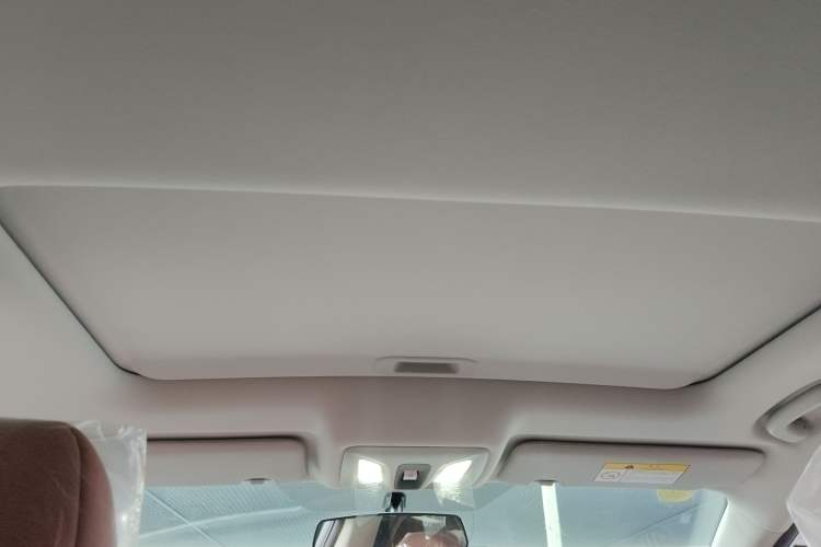 Used CHANGAN Eado 2025 PLUS 1.4T Dual-Clutch High-Energy Version Headliner