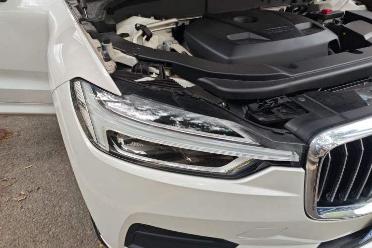 Used Volvo XC60 2019 T5 4x4 Smart Edition China VI Standard